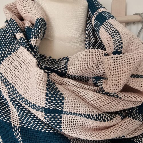 Handwoven plaid 100% cotton shawl