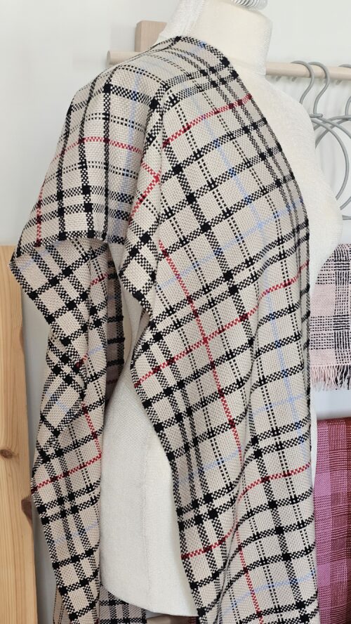 Handwoven Beige Plaid Merinowool Scarf